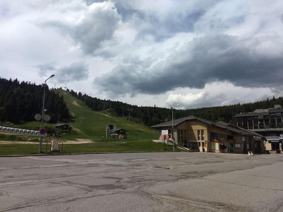 T2 Pour 4 Pers Style Chalet Pied Des Pistes Bolquere Exterior photo