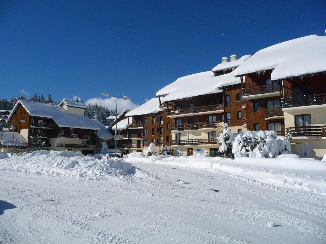 T2 Pour 4 Pers Style Chalet Pied Des Pistes Bolquere Exterior photo
